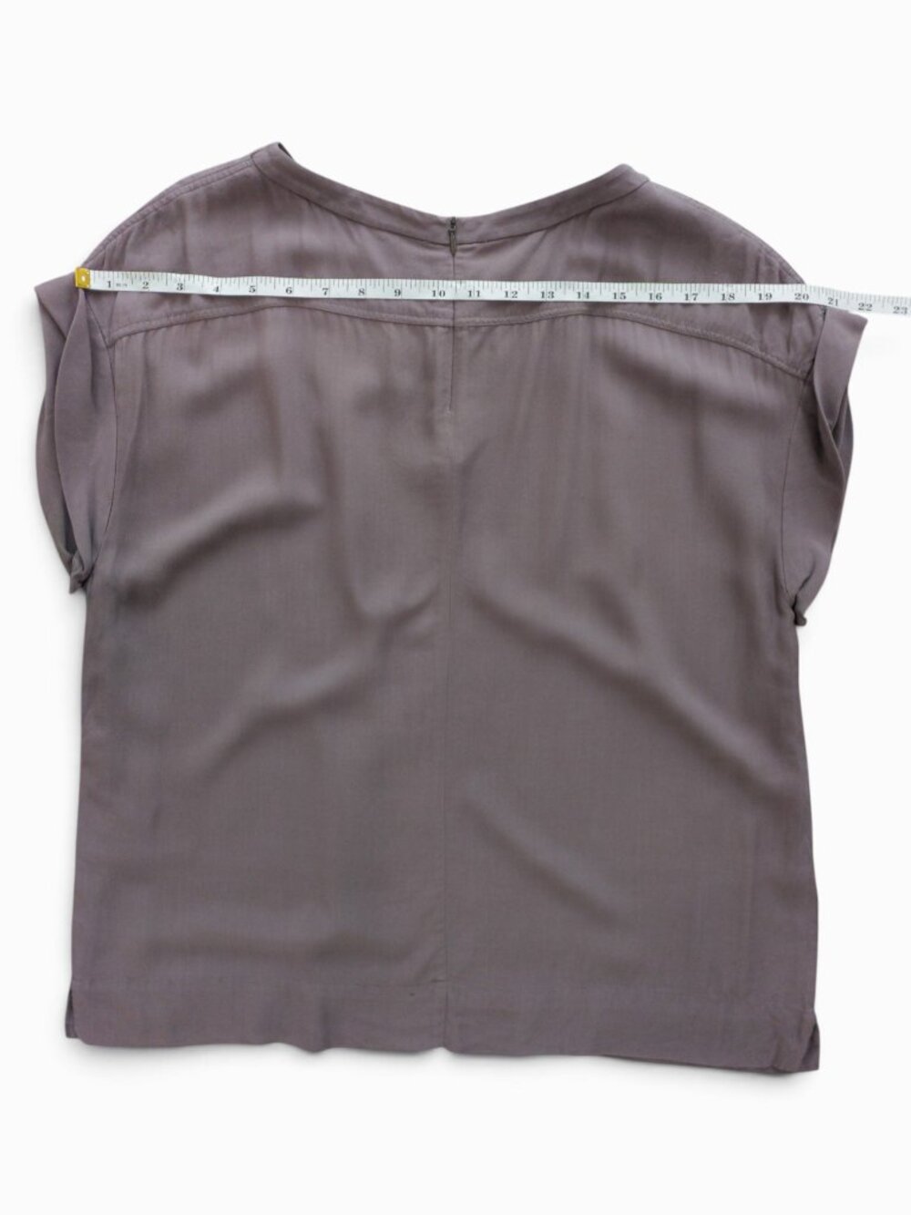 Theory Draped Rayon Top Sz S, Taupe-Mauve, Extended Shoulder Blouse - Picture 11 of 14